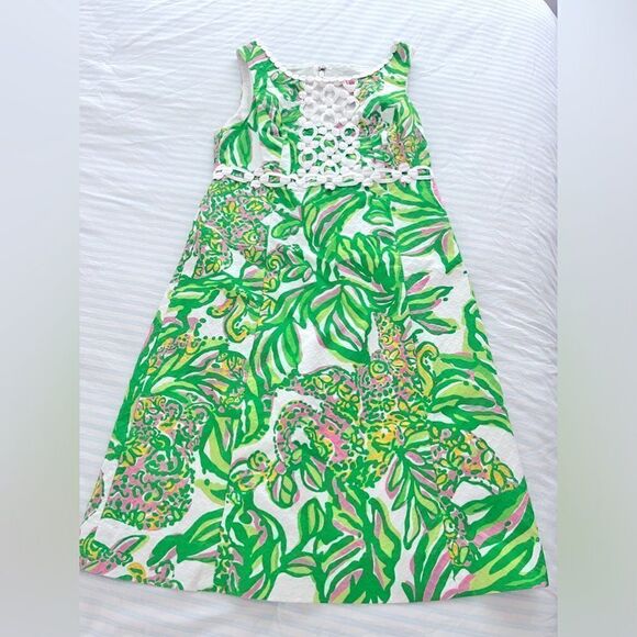 Lilly Pulitzer
Rosie Resort White Seeing Pink Elephants Lace Detail; Size 00 - Picture 7 of 11